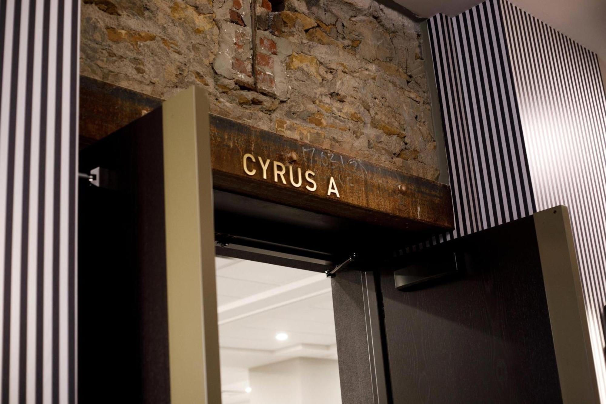 Cyrus Hotel, Topeka, A Tribute Portfolio Hotel Eksteriør billede